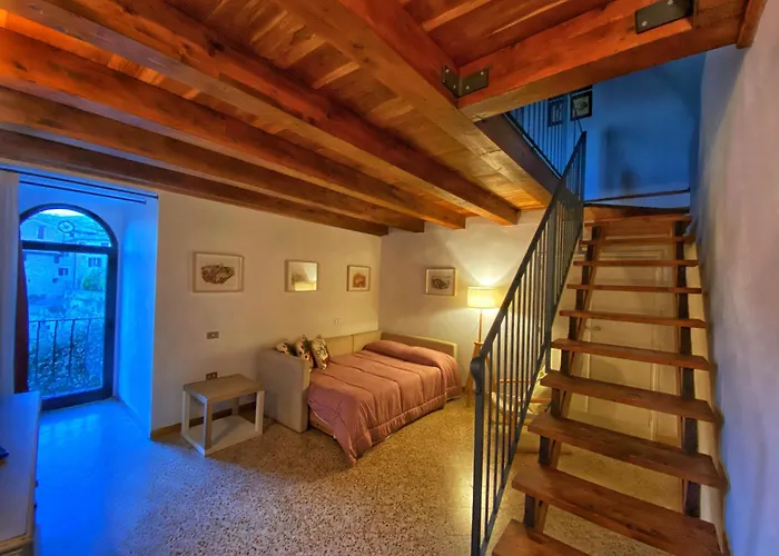 La Casa Dei Ricordi - Garage Auto E Moto A 650 M Apartmán