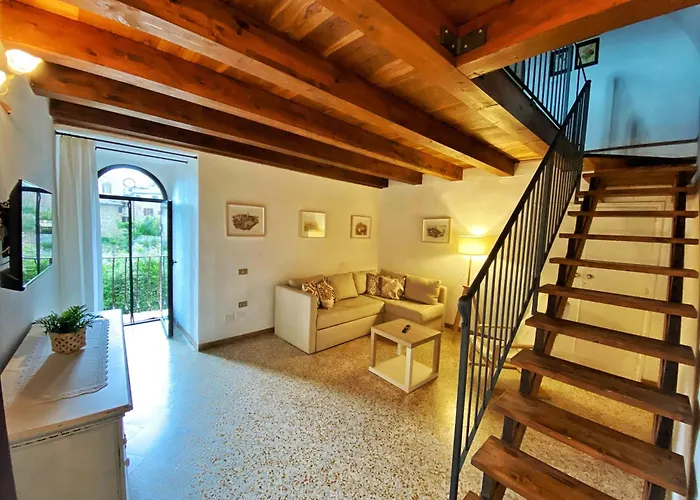 La Casa Dei Ricordi - Garage Auto E Moto A 650 M Apartmán San Gimignano